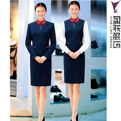 專業(yè)定制，彰顯風(fēng)范——廈門盈聯(lián)服飾為您打造高品質(zhì)空姐制服